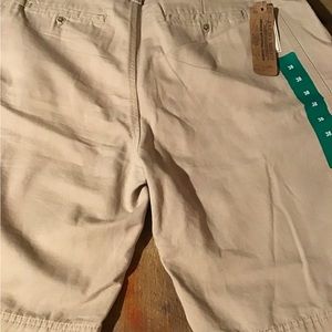Khaki JACHS shorts size 38